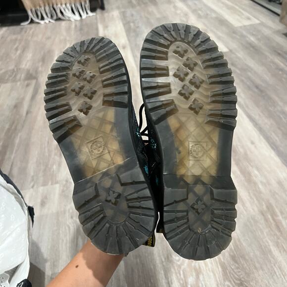 Dr. Martens Junior 1460 Glow Dark Bugs Lace Up Boots Black and Blue Size 3 - Picture 4 of 8